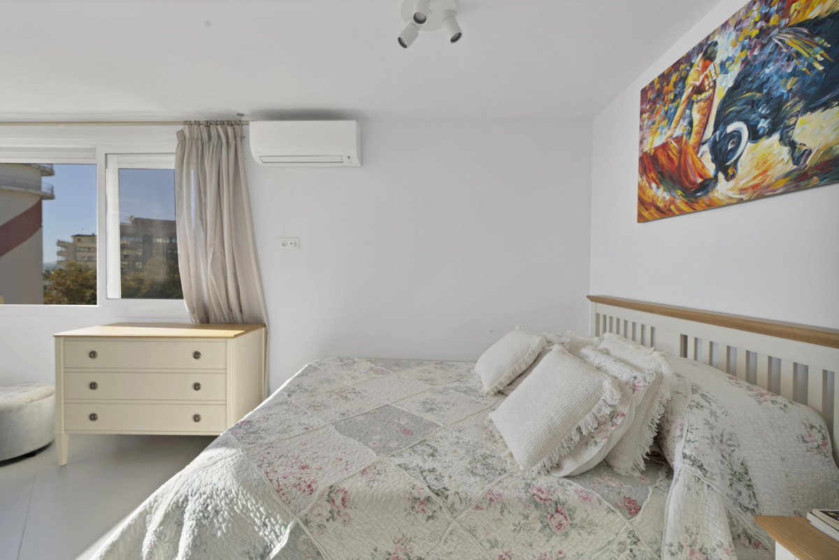 2 Bedroom Apartment for Sale in Marbella — view 17