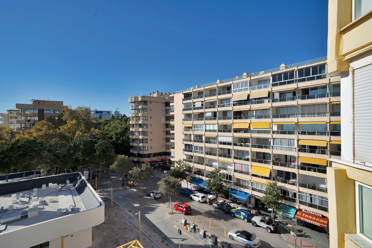 2 Bedroom Apartment for Sale in Marbella — 6