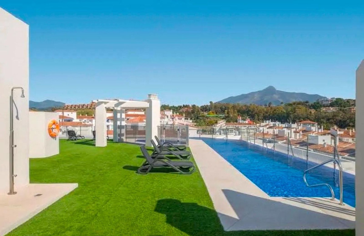 3 Bedroom Apartment for Sale in Nueva Andalucía — 7