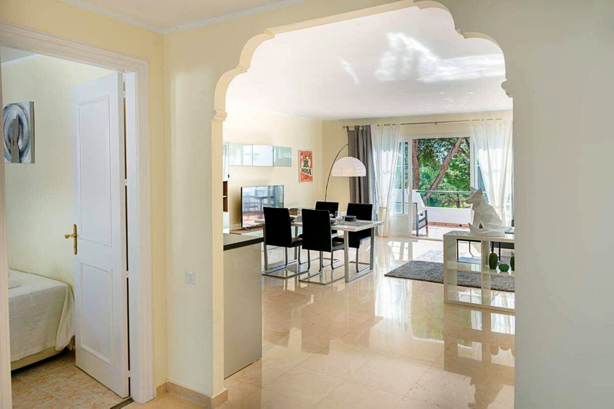 2 Bedroom Apartment for Sale in El Presidente — 4