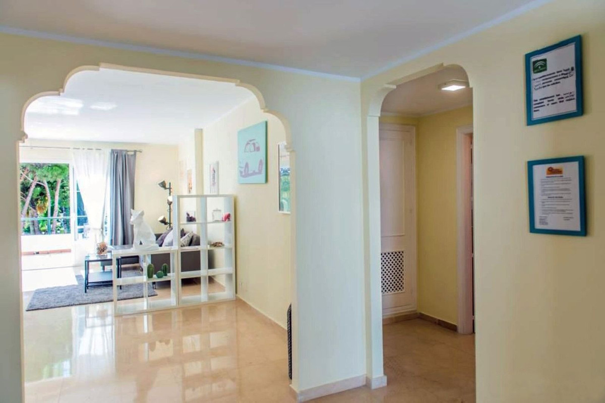 2 Bedroom Apartment for Sale in El Presidente — 5