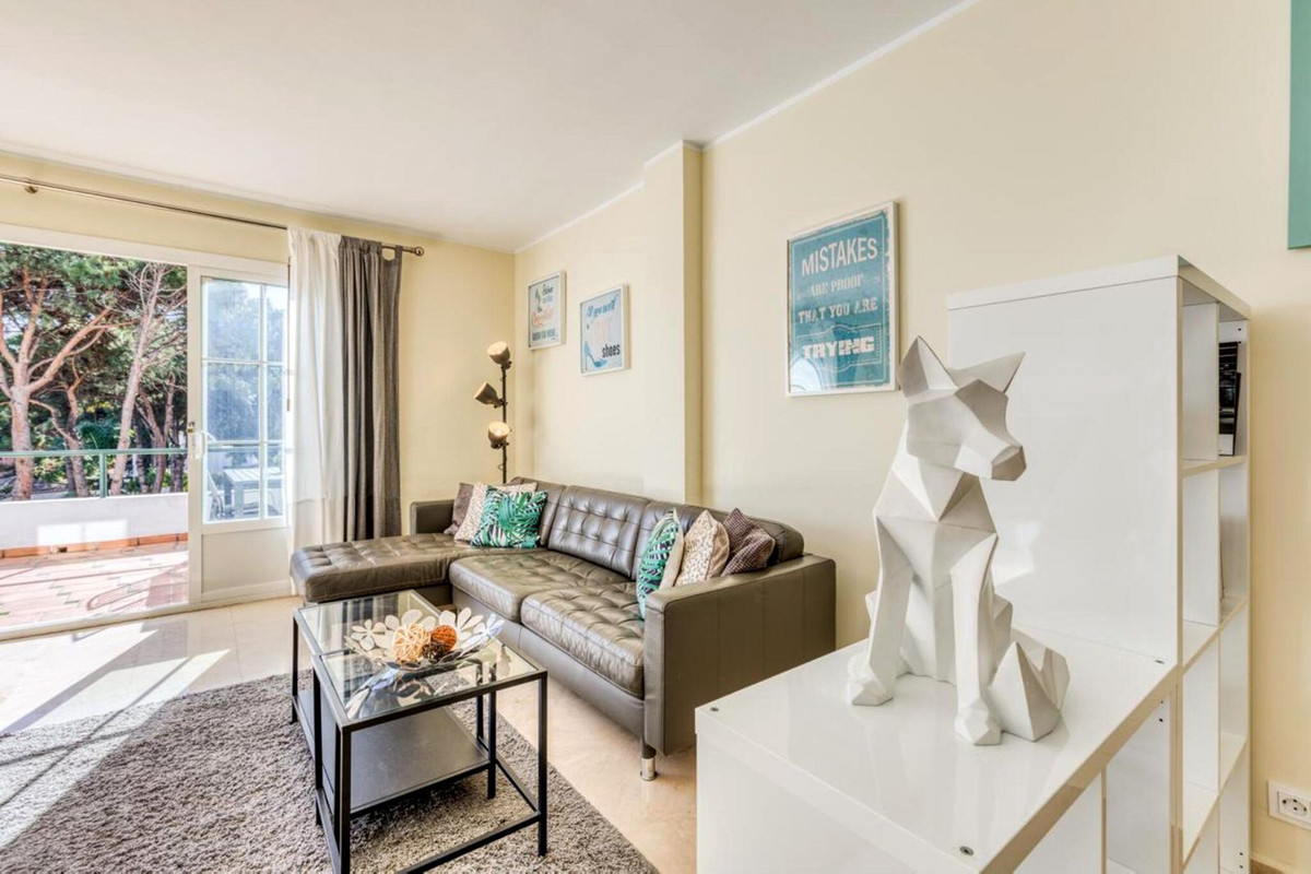 2 Bedroom Apartment for Sale in El Presidente — 9