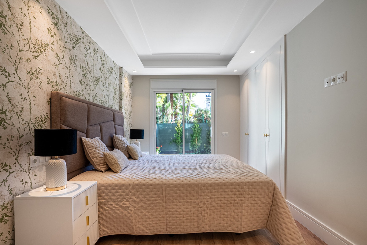 2 Bedroom Apartment for Sale in San Pedro de Alcántara — view 13