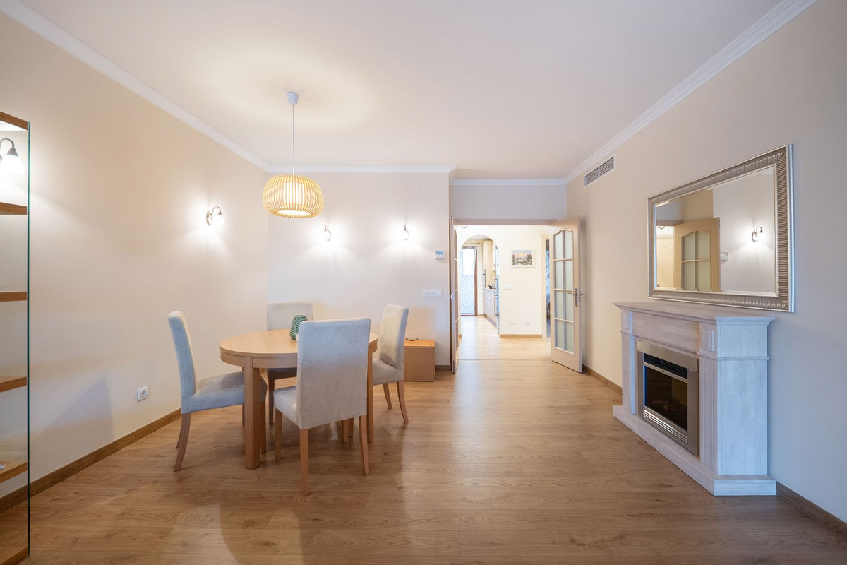 2 Bedroom Apartment for Sale in Puerto Banús — 9