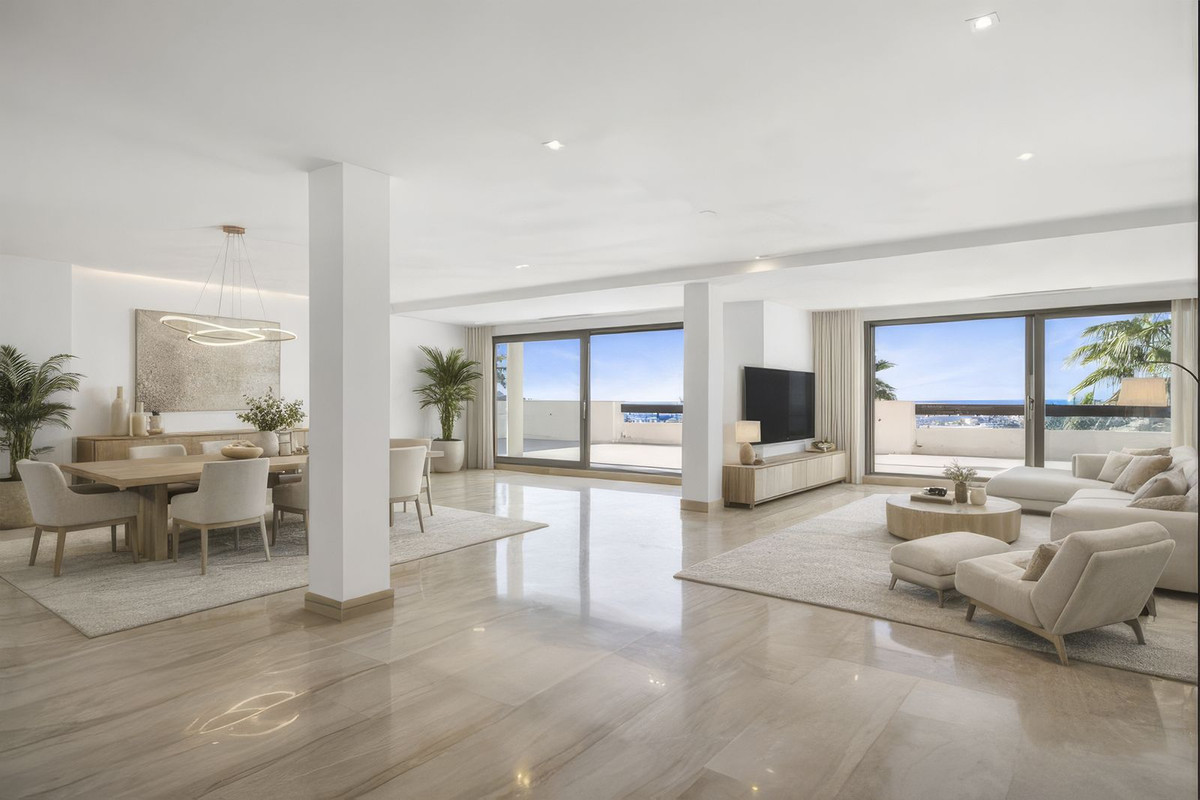 3 Bedroom Apartment for Sale in Benahavís