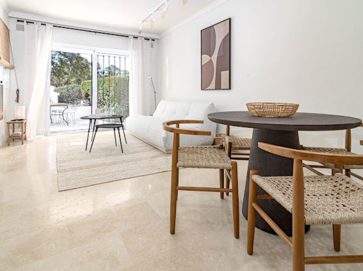 2 Bedroom Apartment for Sale in Nueva Andalucía — 8