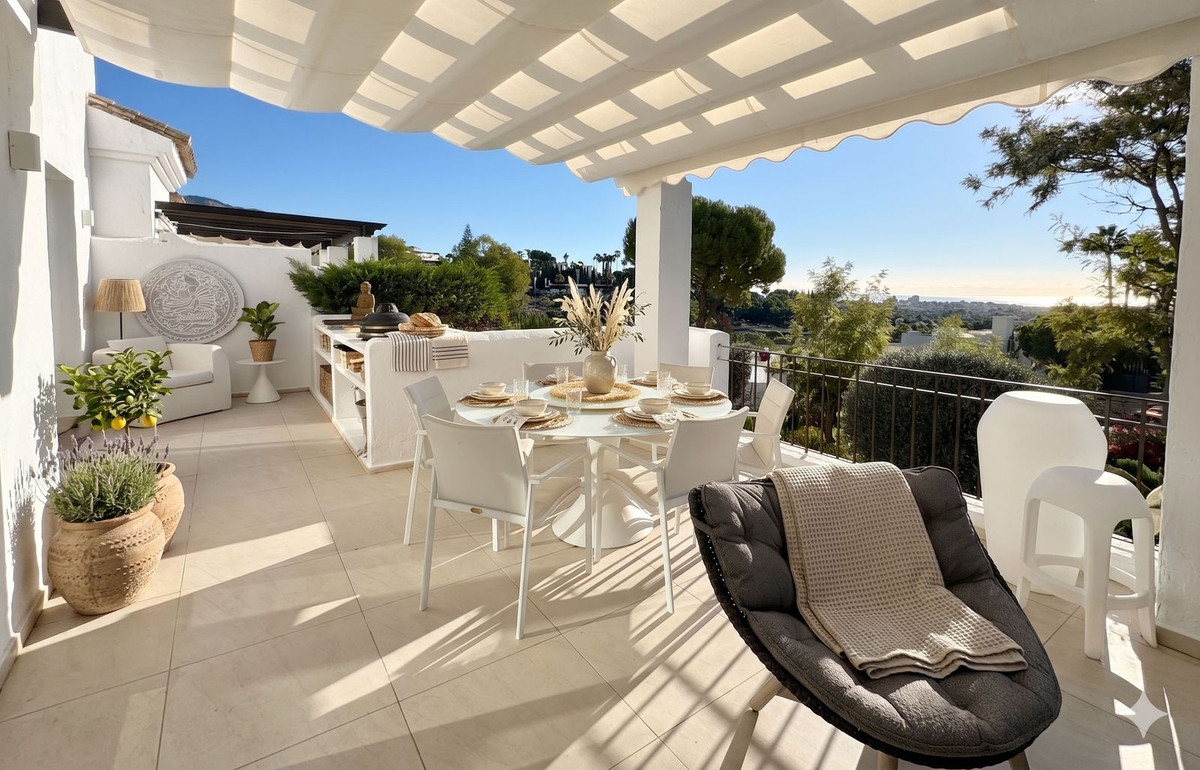 2 Bedroom Apartment for Sale in Nueva Andalucía