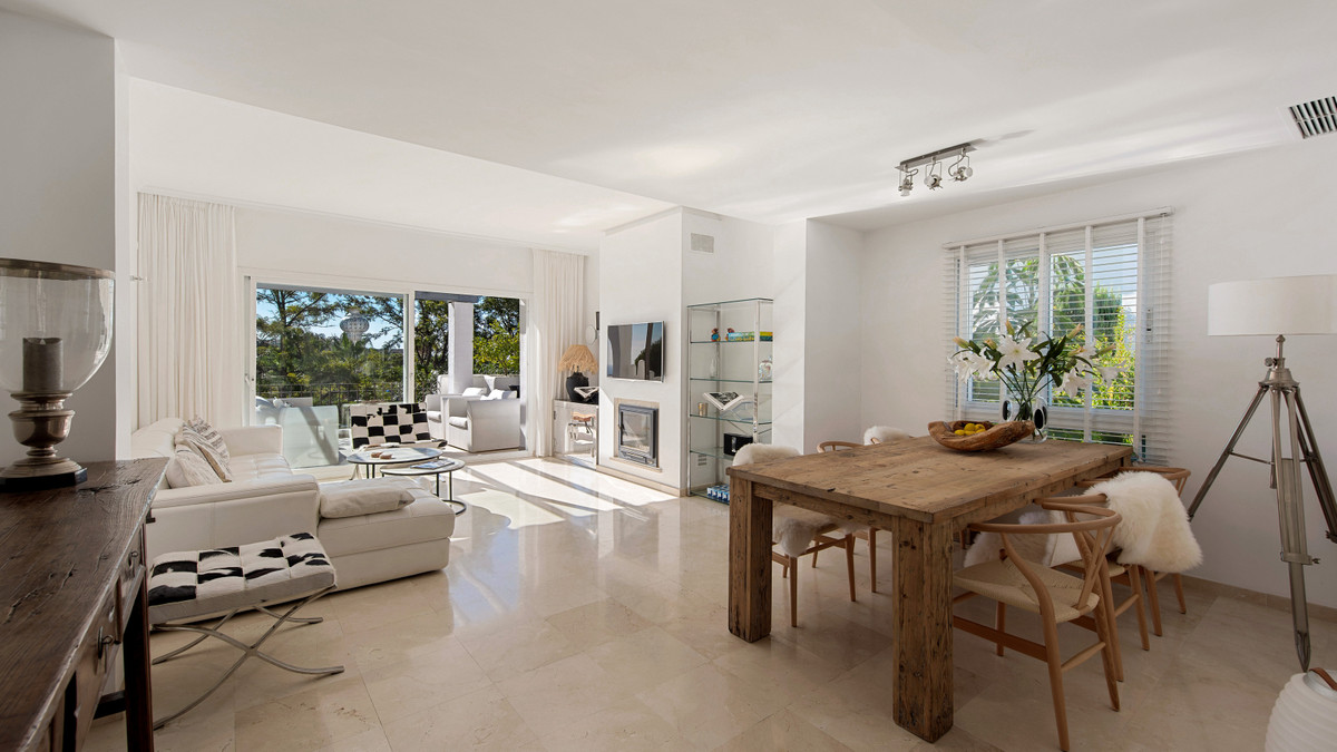 2 Bedroom Apartment for Sale in Nueva Andalucía — 8