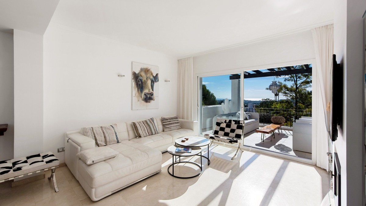 2 Bedroom Apartment for Sale in Nueva Andalucía — 9