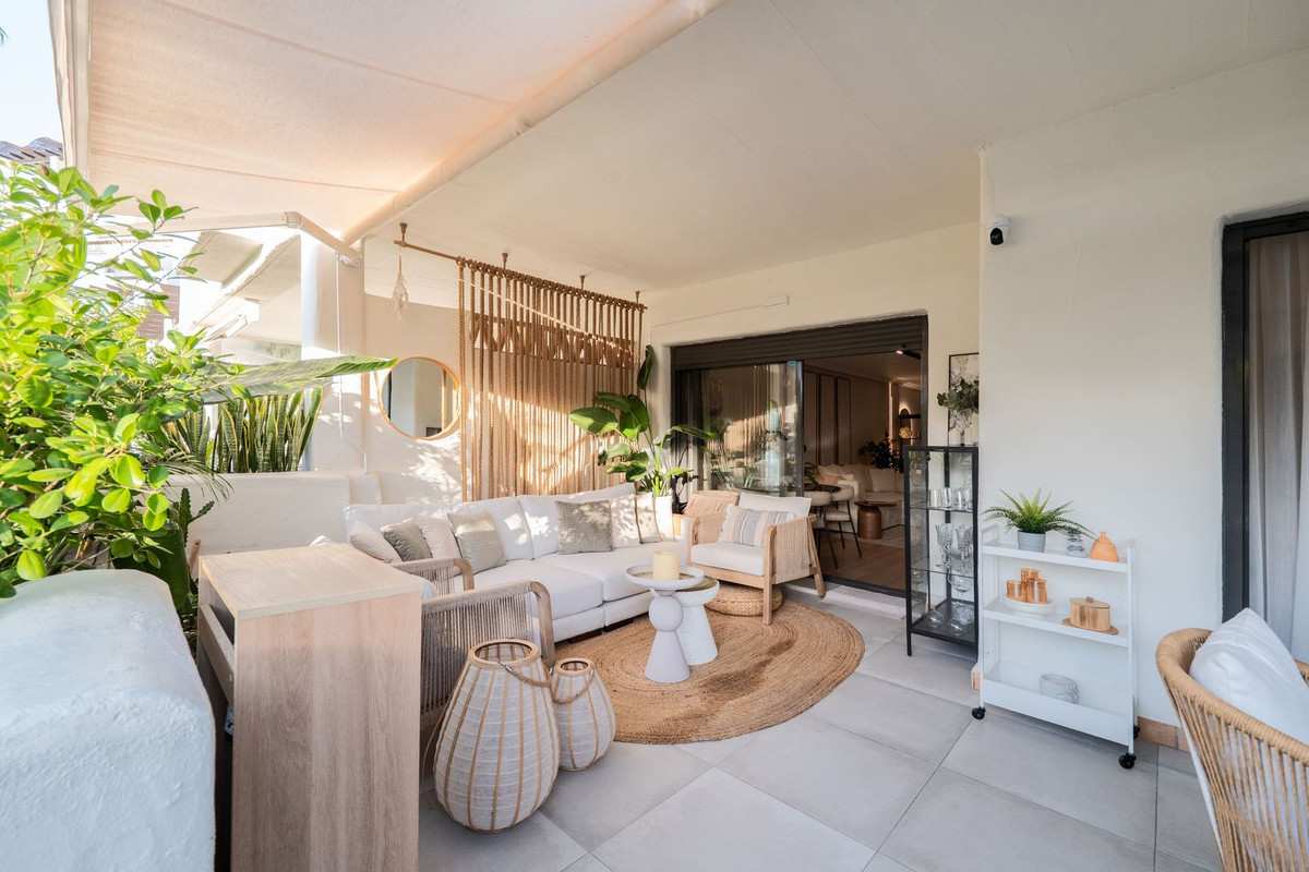 2 Bedroom Apartment for Sale in Selwo — 8