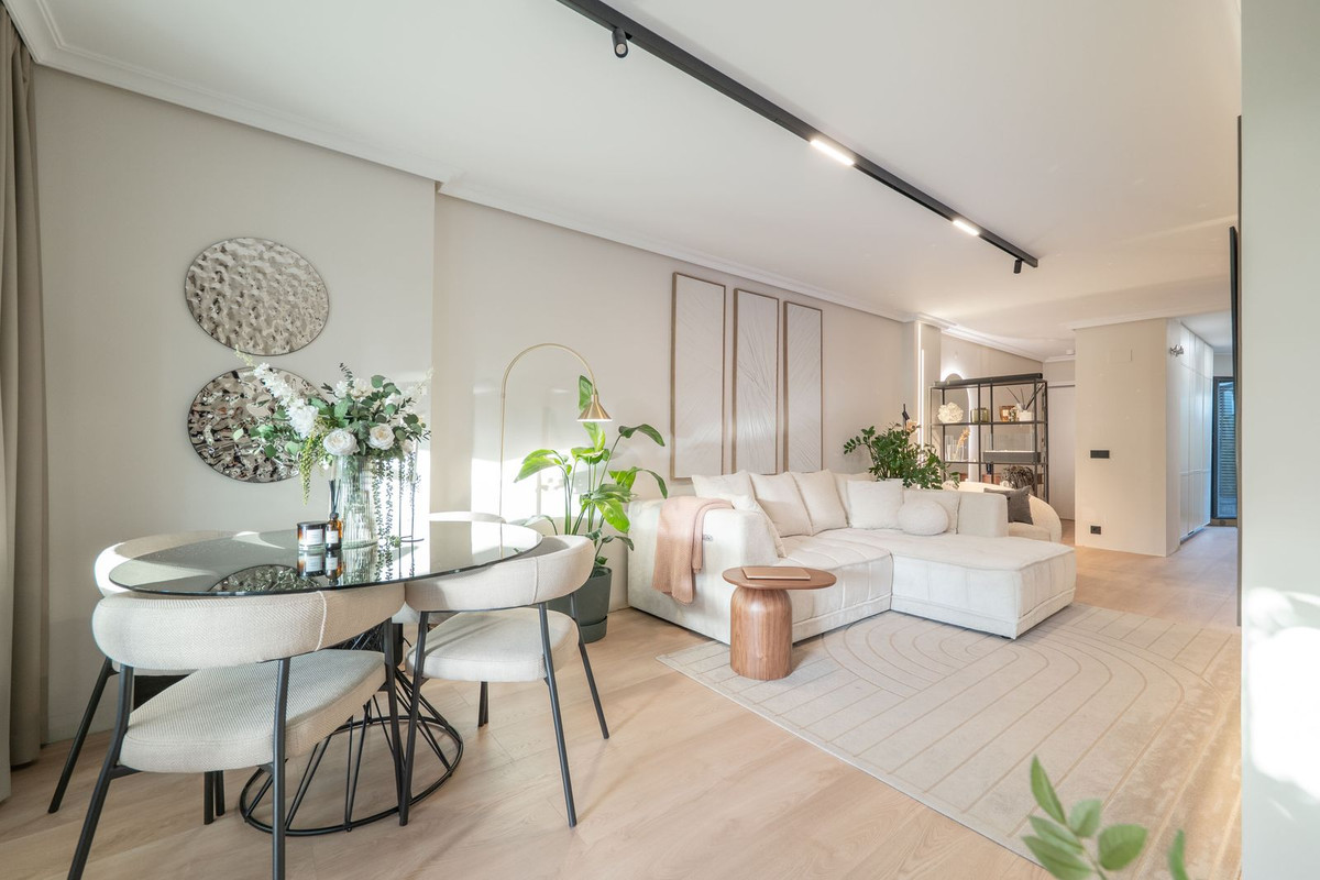 2 Bedroom Apartment for Sale in Selwo — view 10
