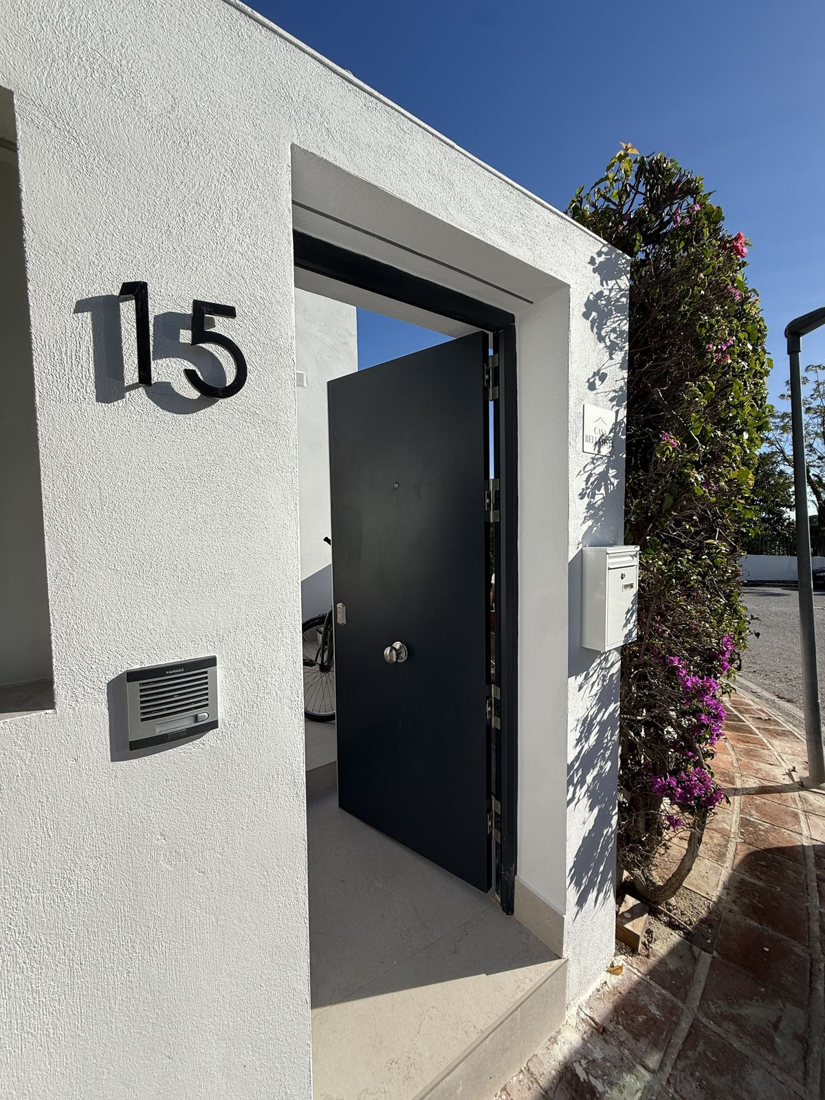 3 Bedroom Villa for Sale in Guadalmina Alta — 2