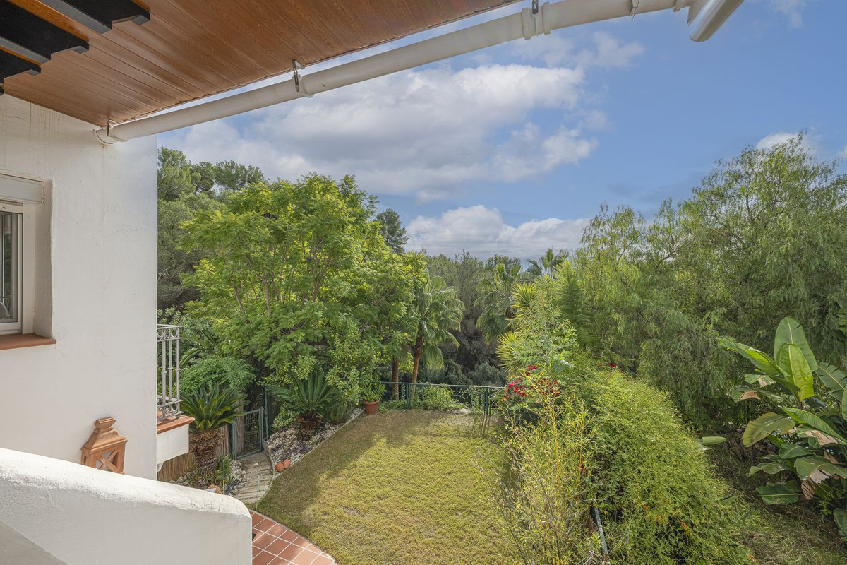3 Bedroom Villa for Sale in Istán — 3