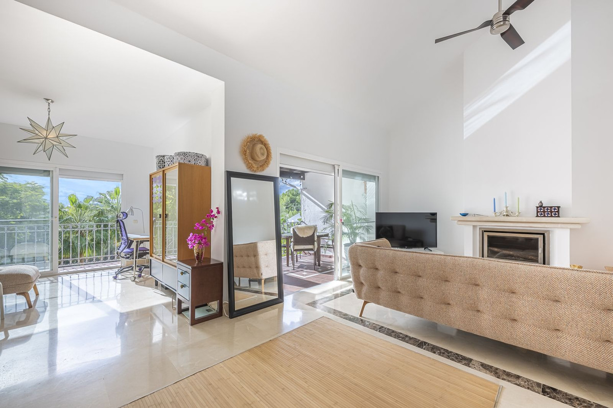 3 Bedroom Villa for Sale in Istán — 5