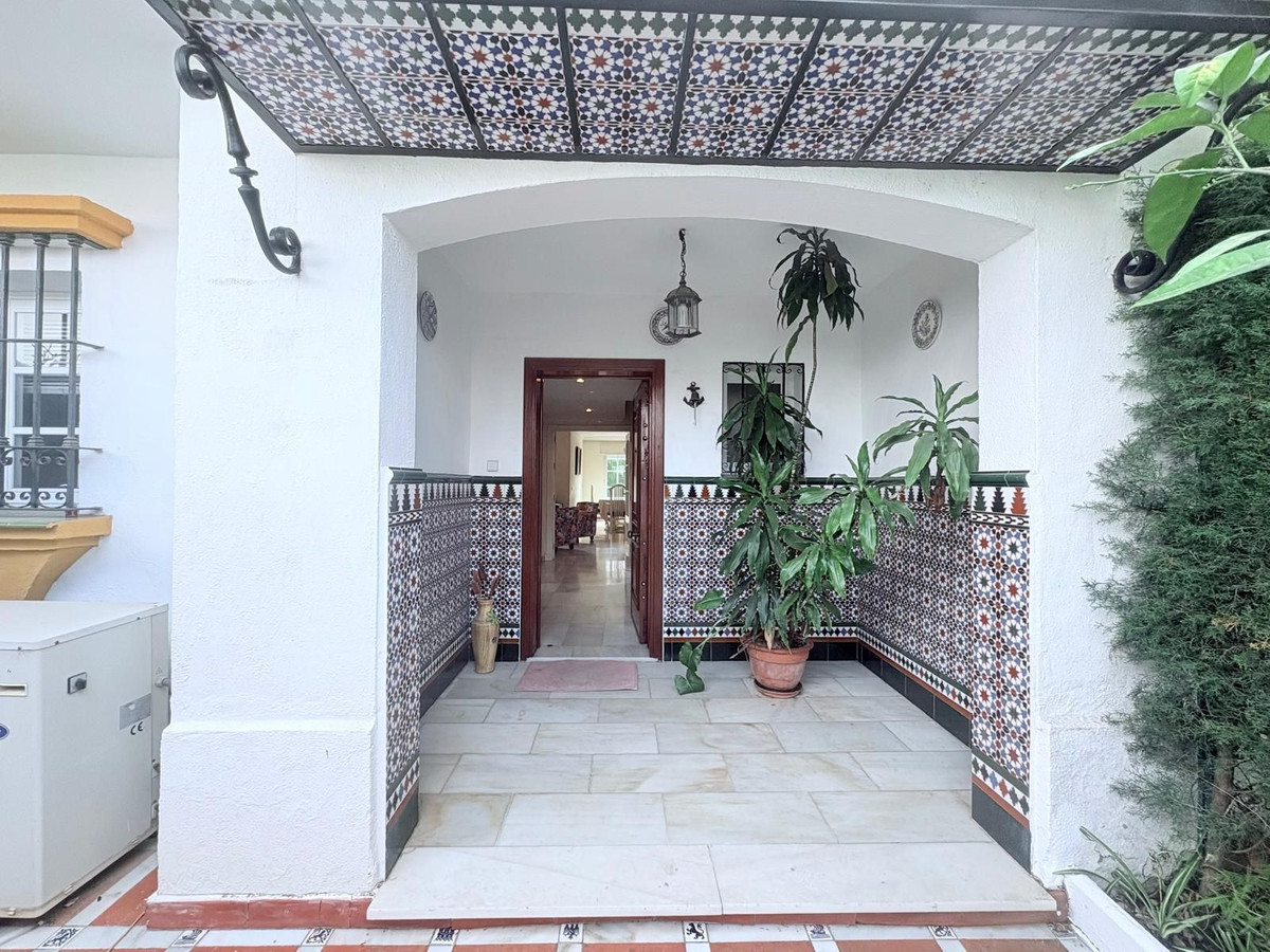 5 Bedroom Villa for Sale in Cancelada — 3