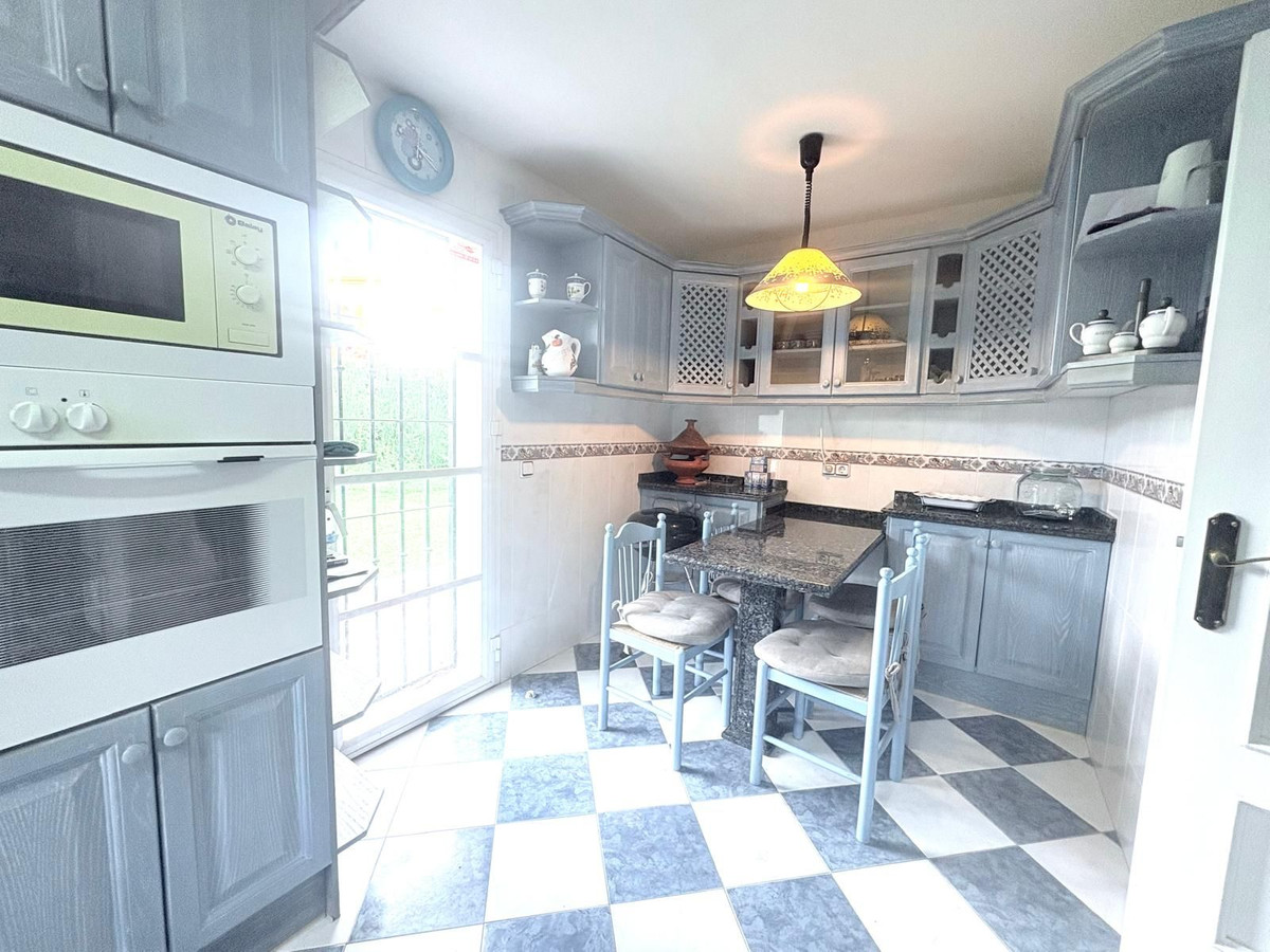 5 Bedroom Villa for Sale in Cancelada — view 10