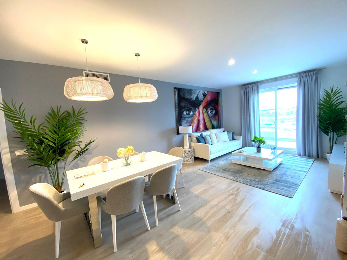 3 Bedroom Apartment for Sale in Nueva Andalucía — 6