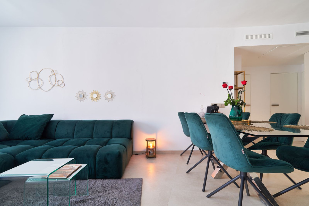3 Bedroom Apartment for Sale in Marbella — view 10