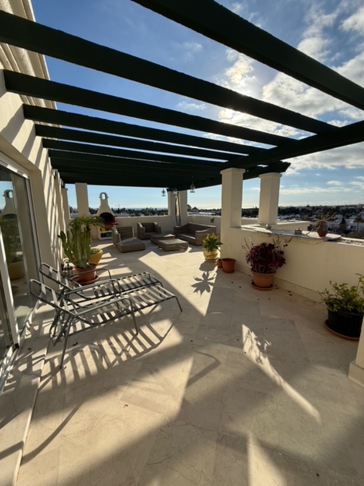 3 Bedroom Apartment for Sale in Nueva Andalucía — 2
