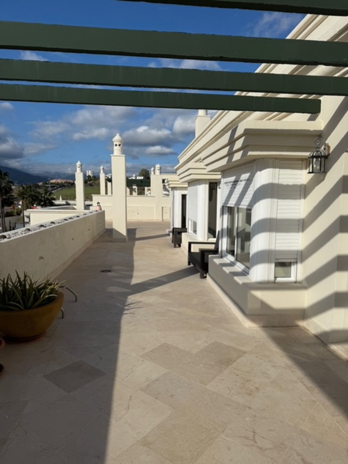 3 Bedroom Apartment for Sale in Nueva Andalucía — 4