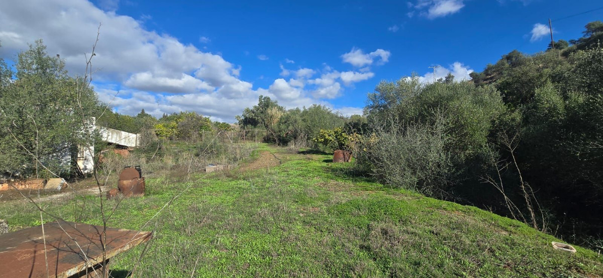2 Bedroom Villa for Sale in Estepona — 2