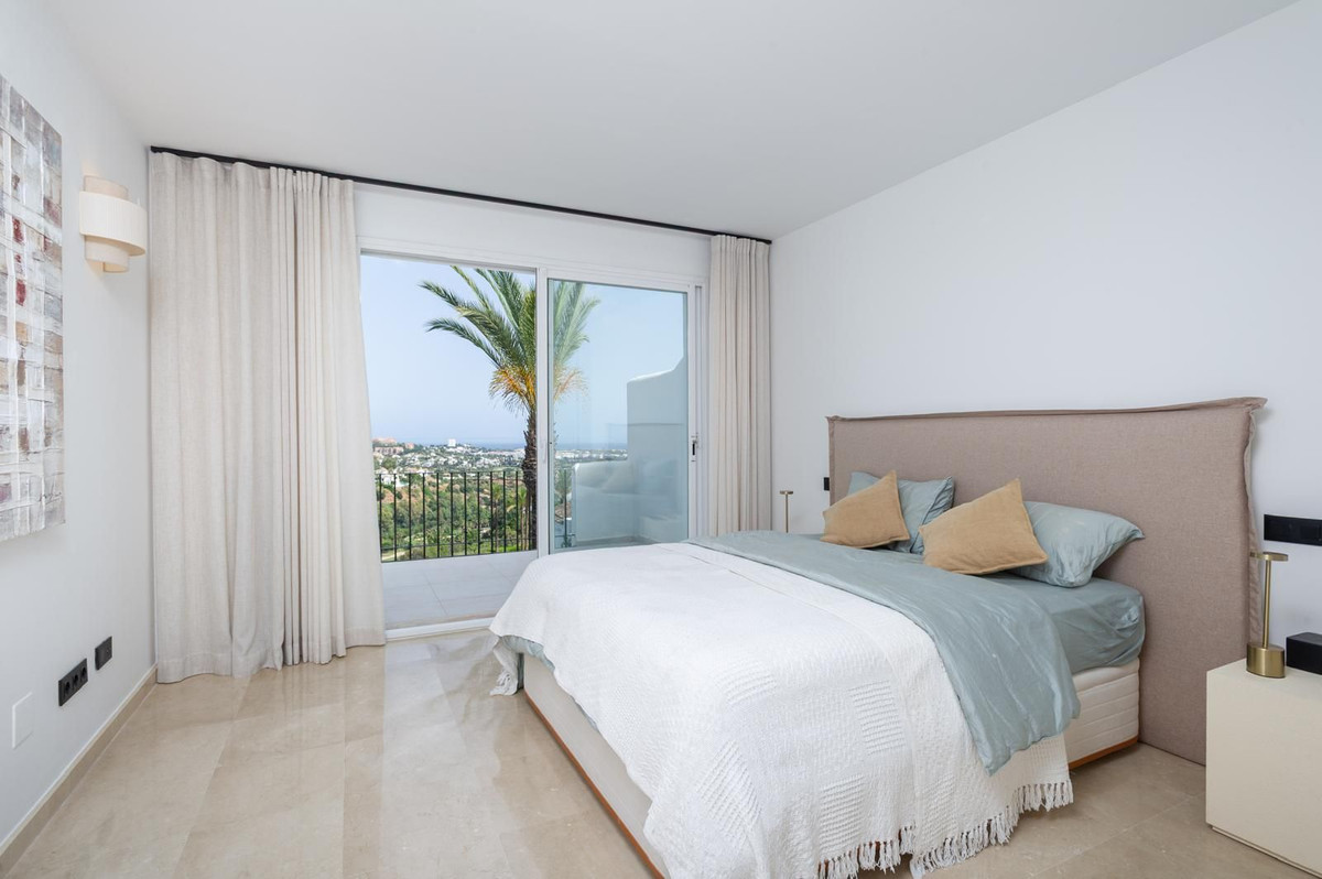3 Bedroom Apartment for Sale in La Quinta — view 12