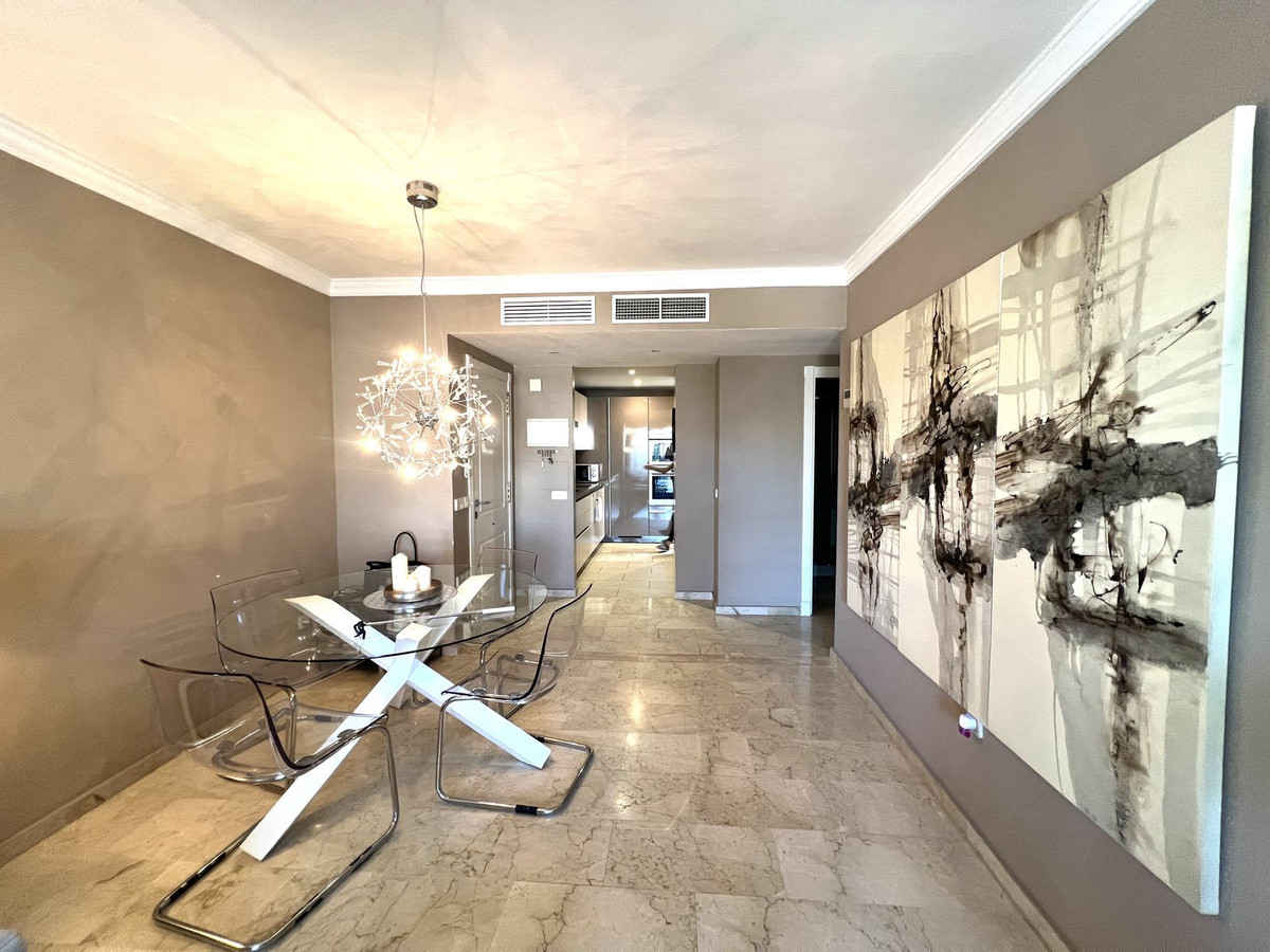 2 Bedroom Apartment for Sale in Puerto Banús — 3