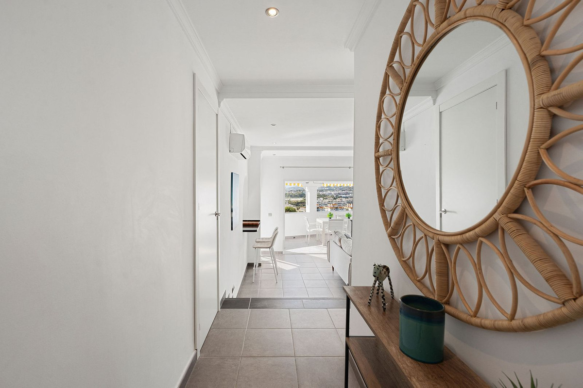 3 Bedroom Villa for Sale in Nueva Andalucía — 5