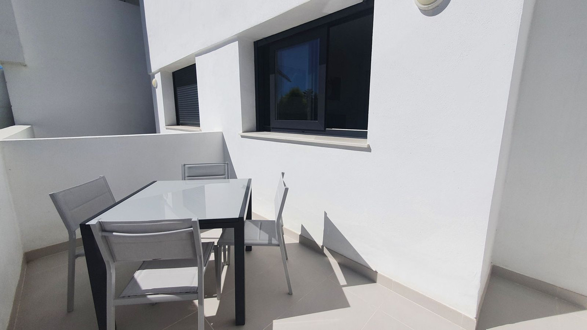 2 Bedroom Apartment for Sale in Bel Air — 6