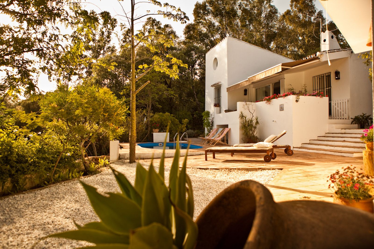 3 Bedroom Villa for Sale in Estepona