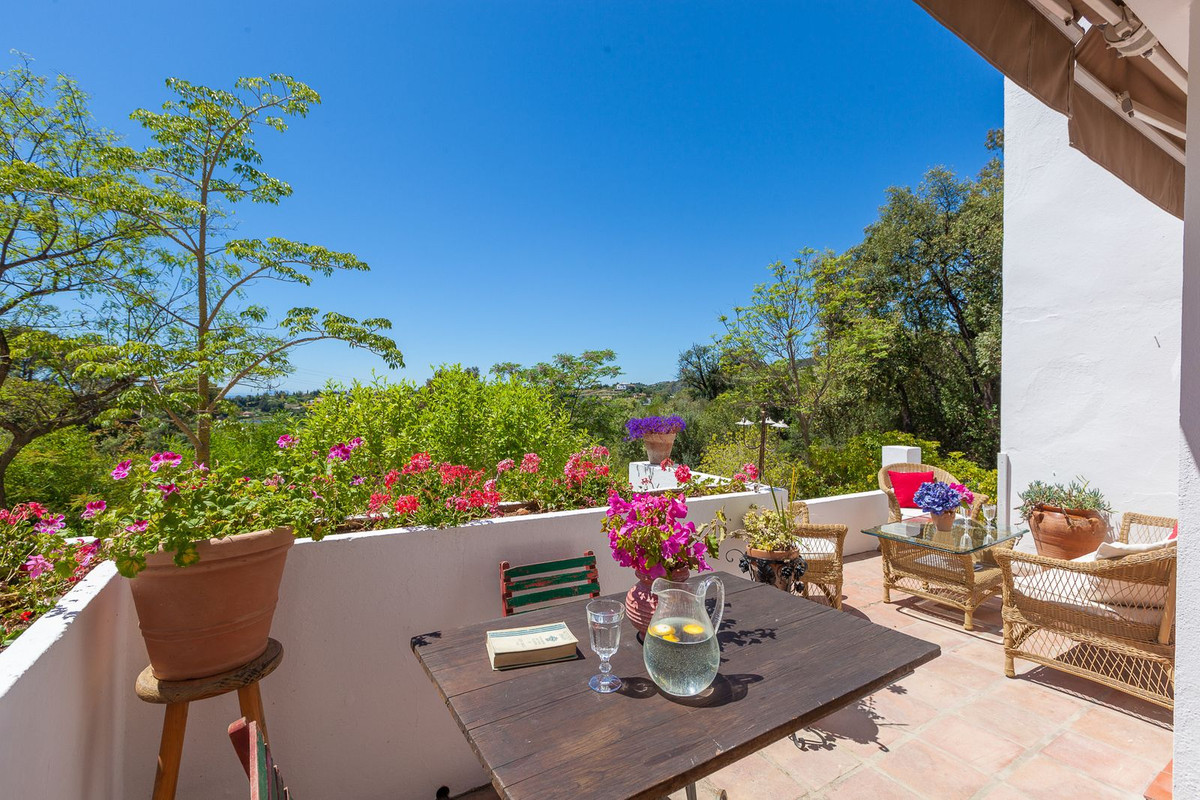 3 Bedroom Villa for Sale in Estepona — view 10
