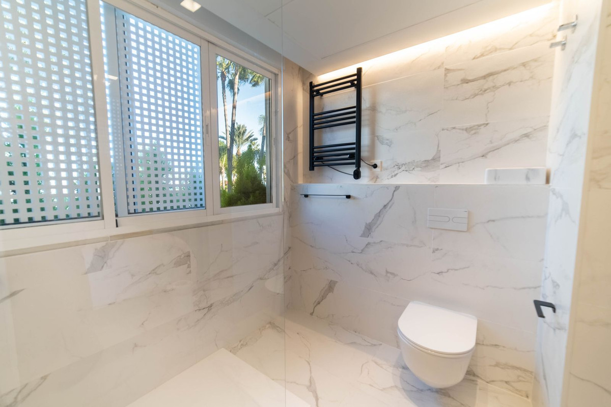 2 Bedroom Apartment for Sale in Marbella — view 15