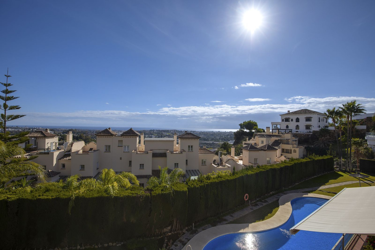 3 Bedroom Apartment for Sale in Los Arqueros — 2