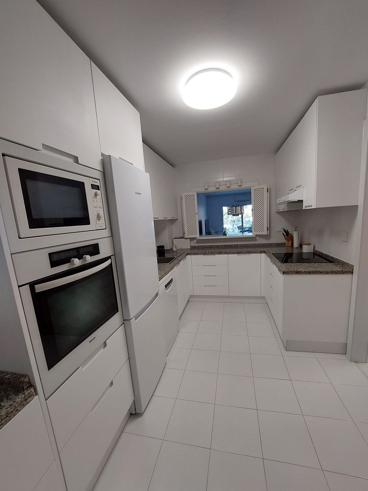 3 Bedroom Apartment for Sale in Puerto Banús — 5