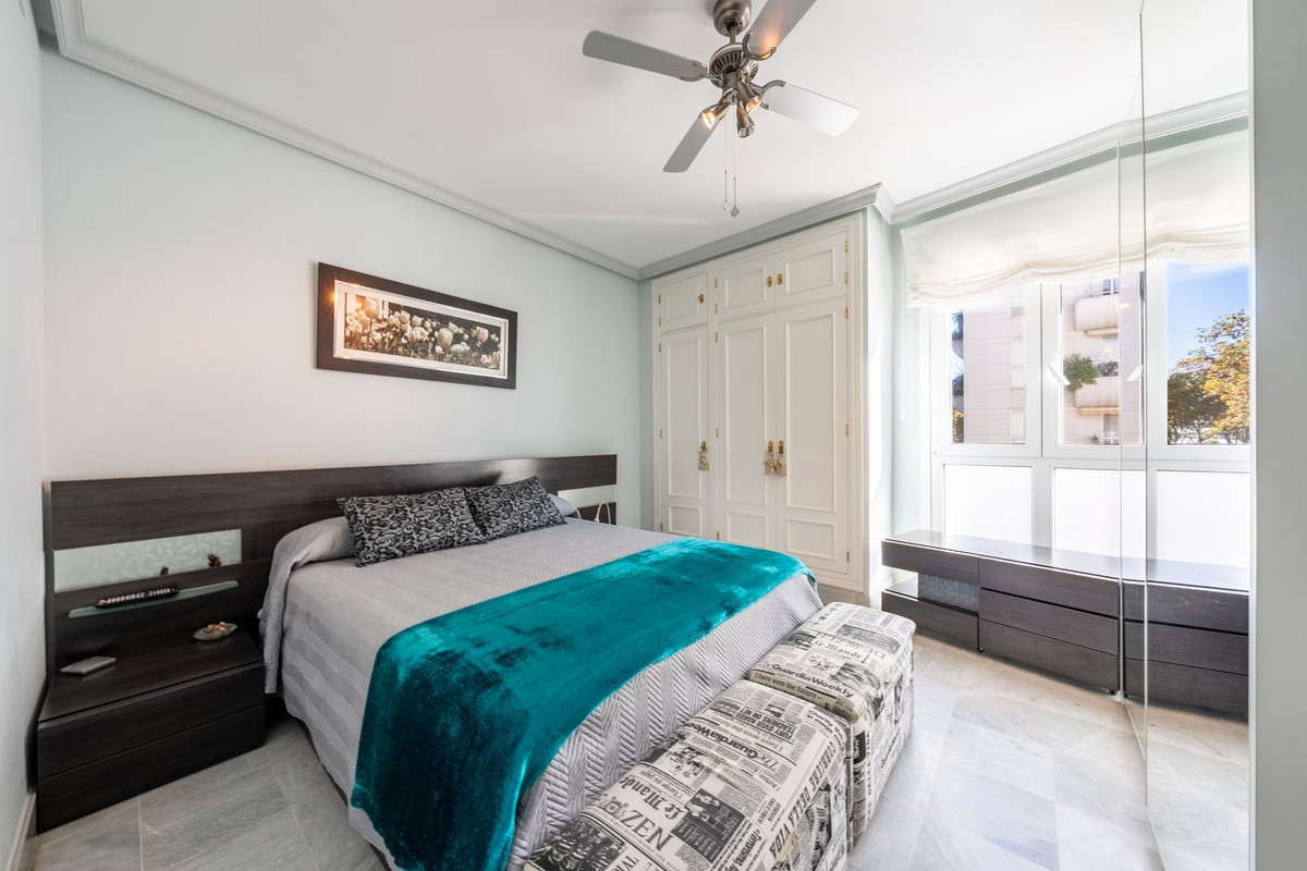 2 Bedroom Apartment for Sale in Marbella — view 13