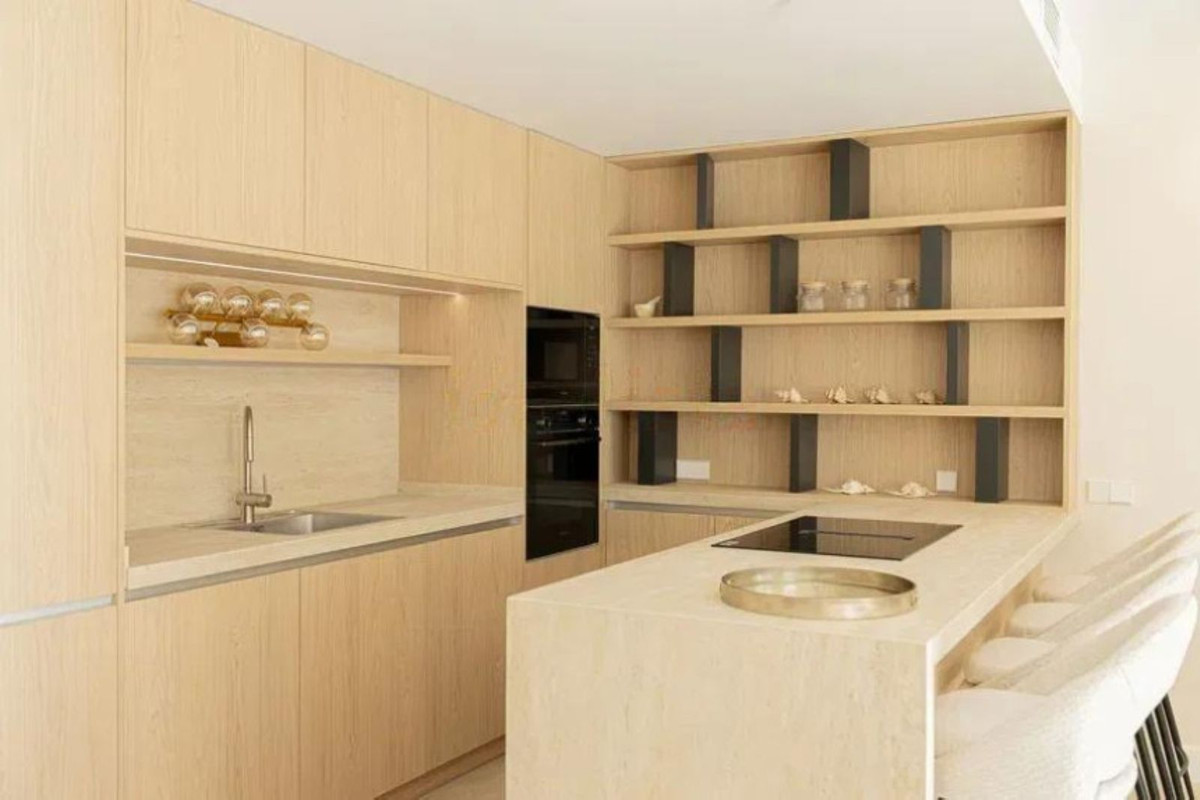 4 Bedroom Apartment for Sale in Nueva Andalucía — 5