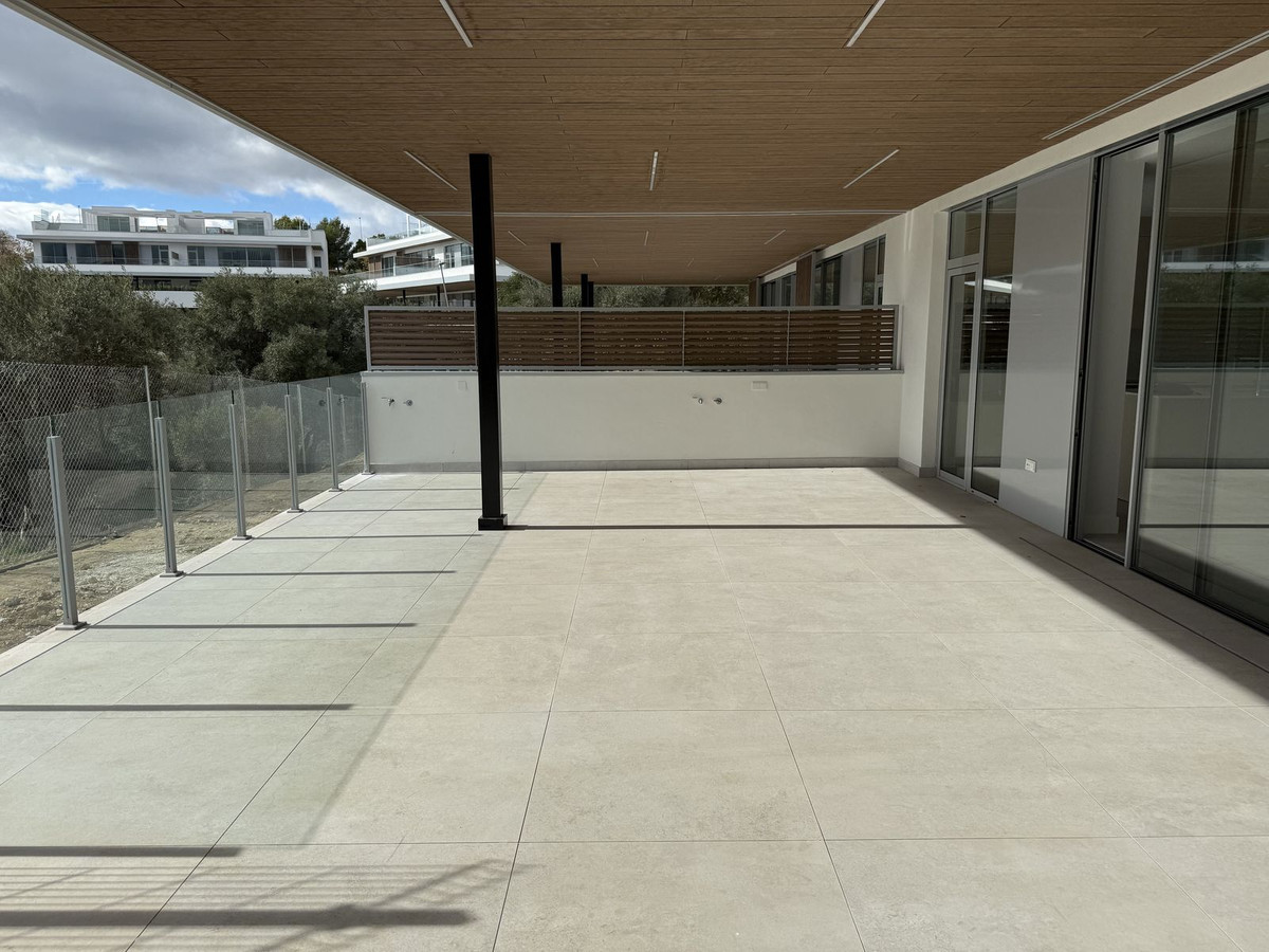 4 Bedroom Apartment for Sale in Marbella — 3