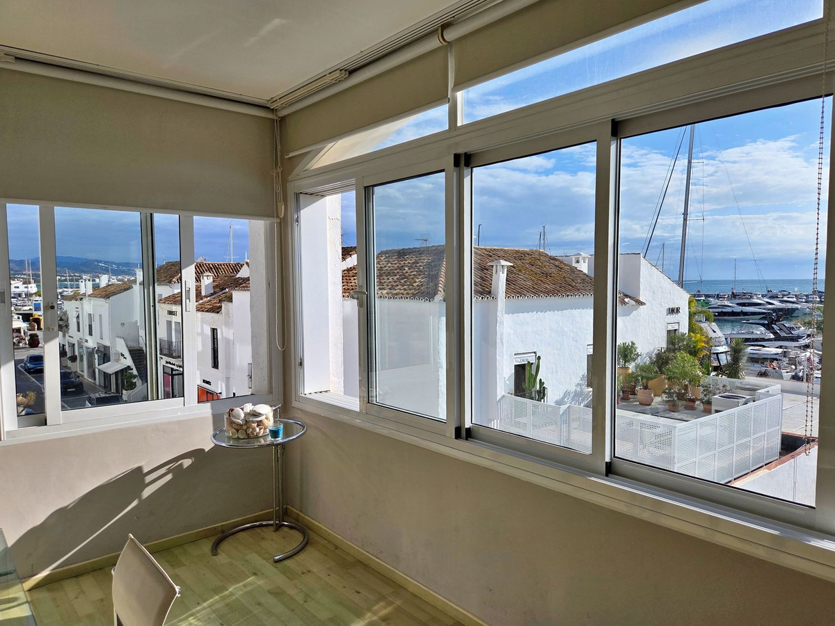 Apartment for Sale in Puerto Banús — view 10