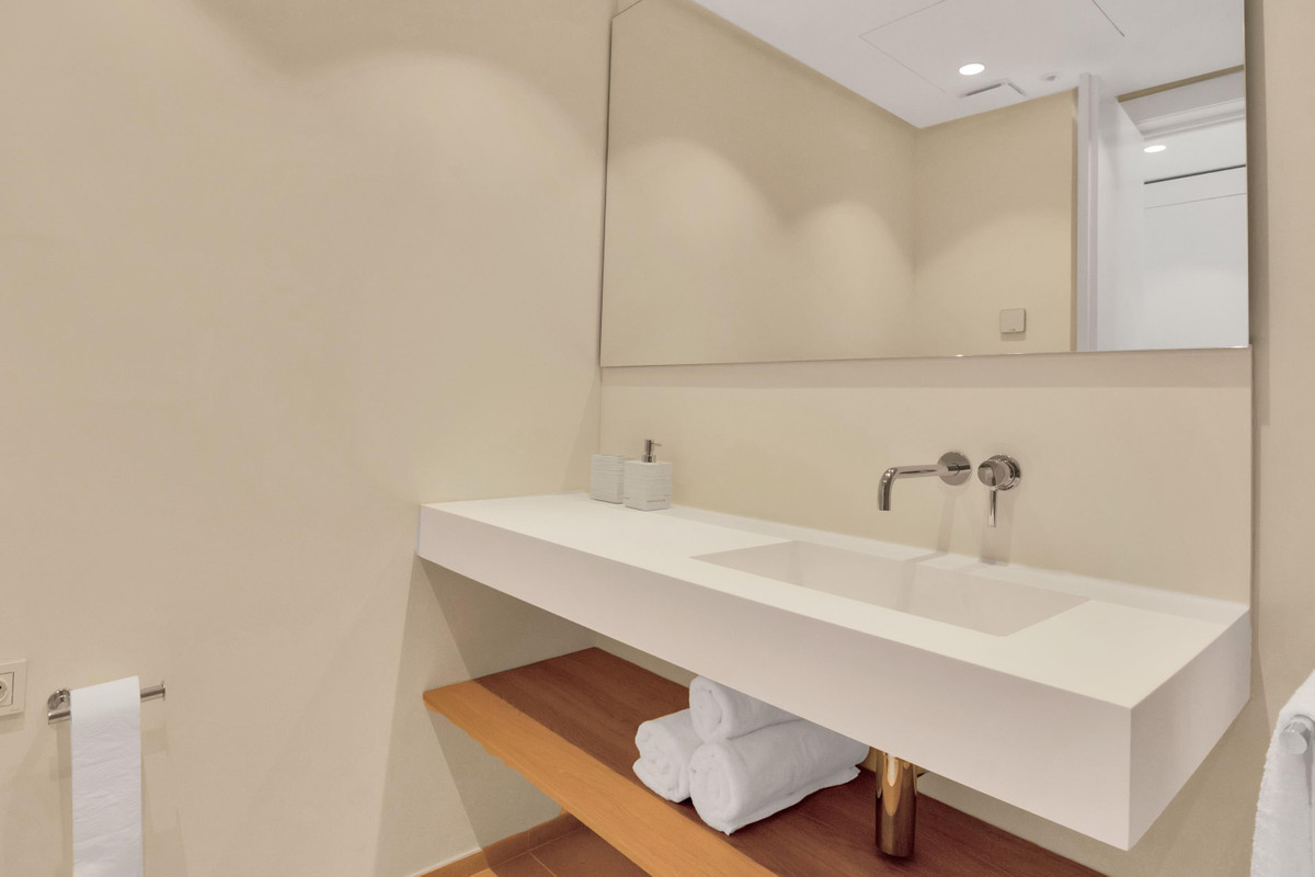 2 Bedroom Apartment for Sale in Ojén — view 18
