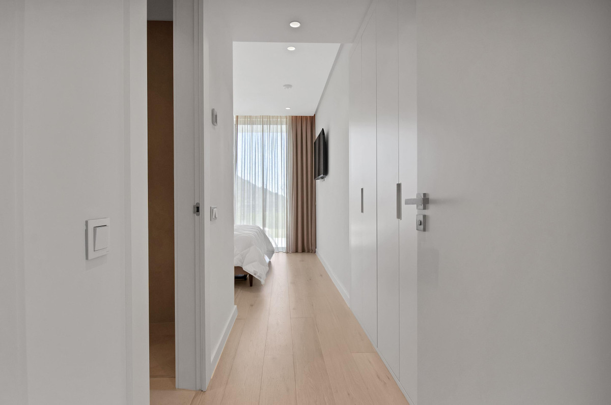 2 Bedroom Apartment for Sale in Ojén — view 20