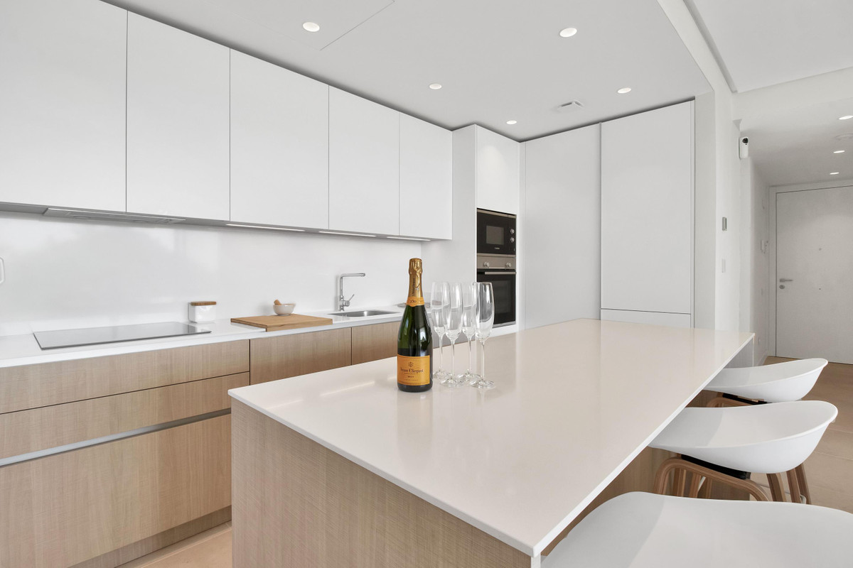 2 Bedroom Apartment for Sale in Ojén — view 10