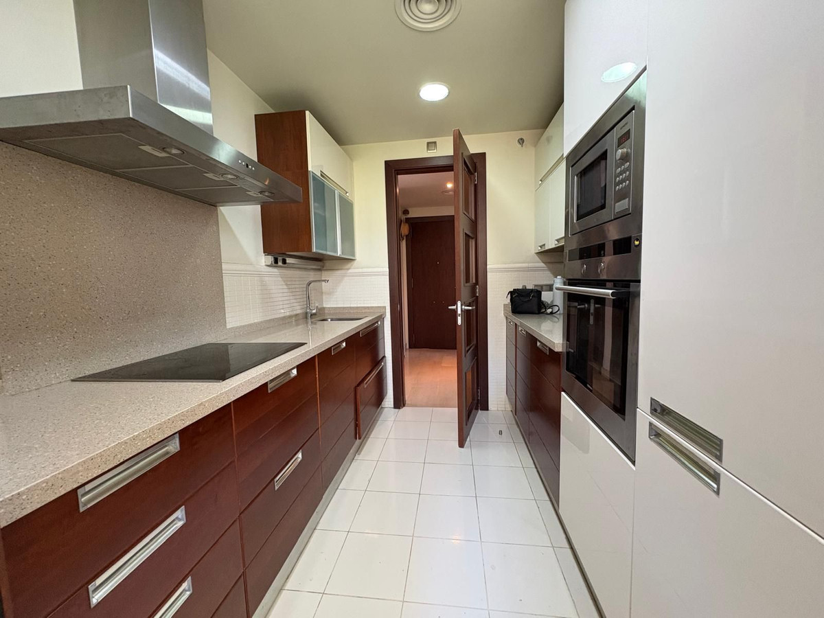 2 Bedroom Apartment for Sale in Nueva Andalucía — 7