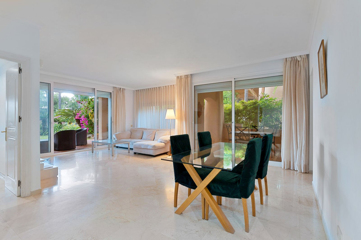 3 Bedroom Apartment for Sale in Sierra Blanca — 8
