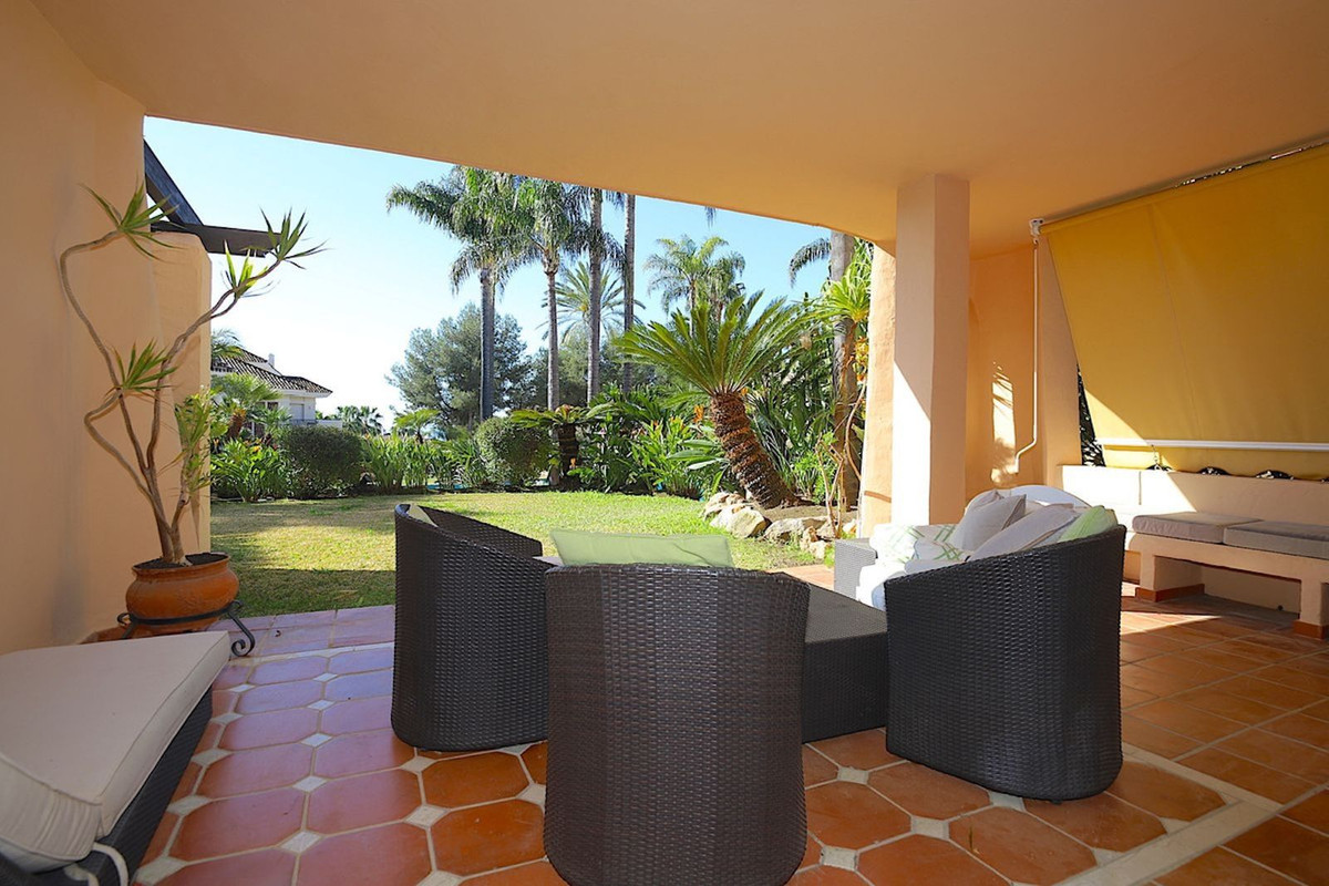 3 Bedroom Apartment for Sale in Sierra Blanca — 9