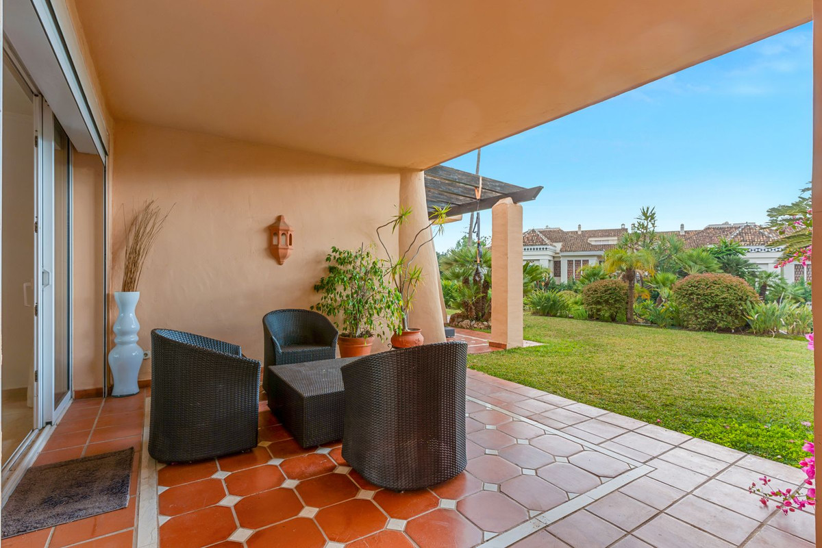 3 Bedroom Apartment for Sale in Sierra Blanca — view 10