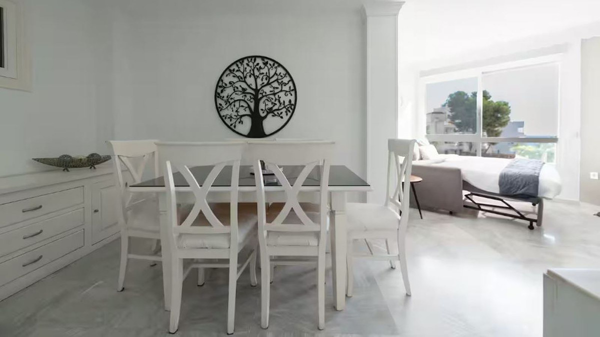 1 Bedroom Apartment for Sale in Marbella — 6