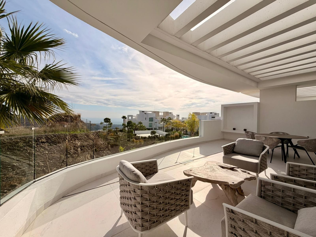 2 Bedroom Apartment for Sale in Ojén