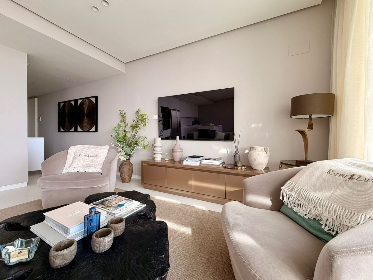 2 Bedroom Apartment for Sale in Ojén — 4