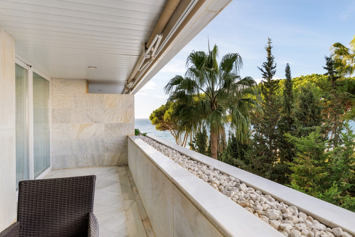 2 Bedroom Apartment for Sale in Marbella — view 14