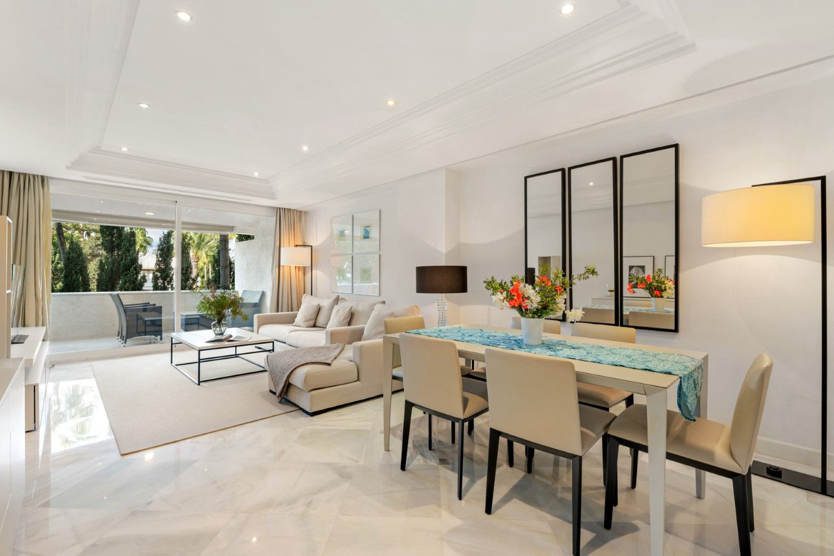 2 Bedroom Apartment for Sale in Marbella — 3